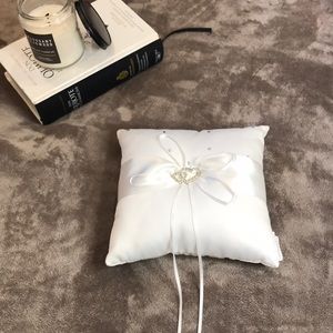 New wedding rings pillow holder.
